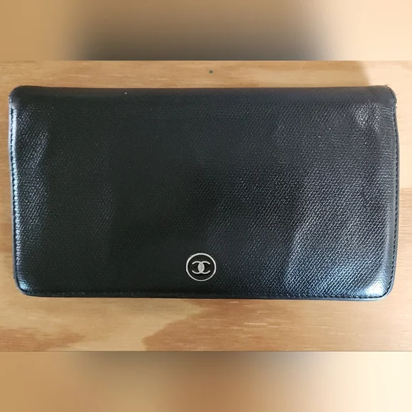 Vintage CHANEL Sevruga Caviar CC Yen  Wallet - Picture 2 of 15